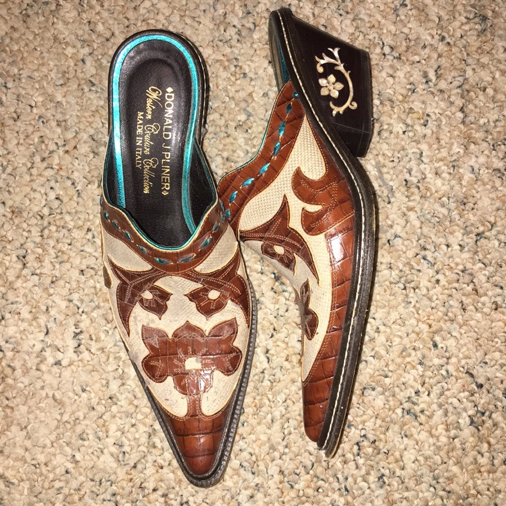 Size 6 M— Donald J Pliner cowboy booties/mules